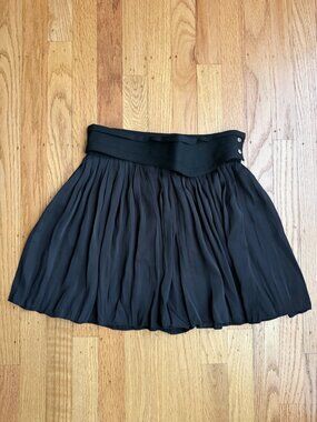 ZARA Woman Black Pleated Elastic Band Mini Skirt